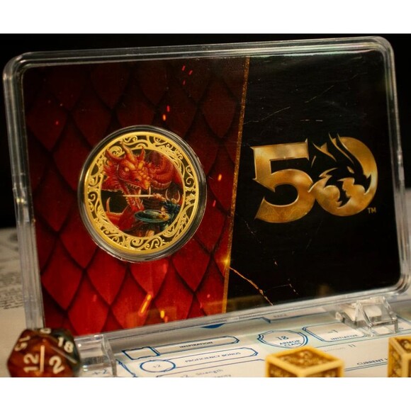 Dungeons & Dragons 50th Anniversary 24k Gold Plated Coin with Colour Print - Picture 5 of 5